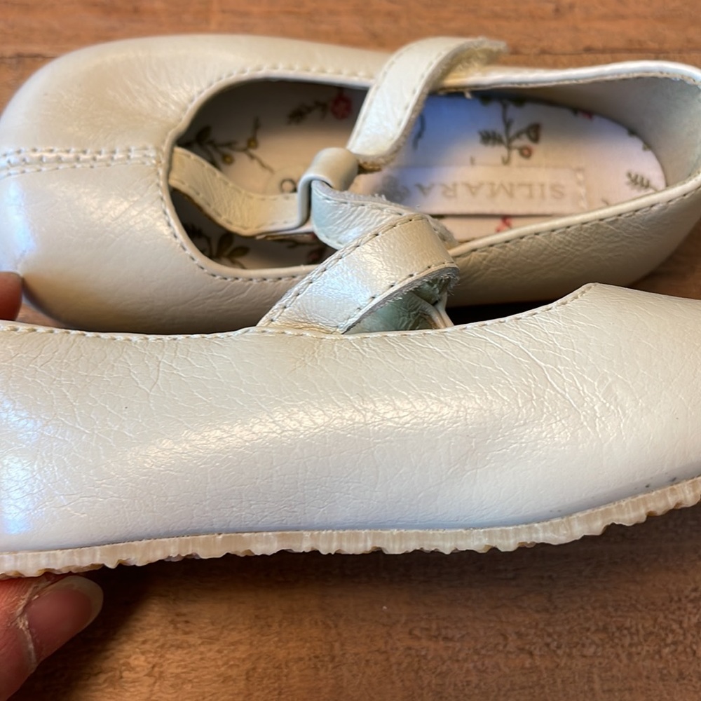 Silmara Shoes - Picture 4 of 8